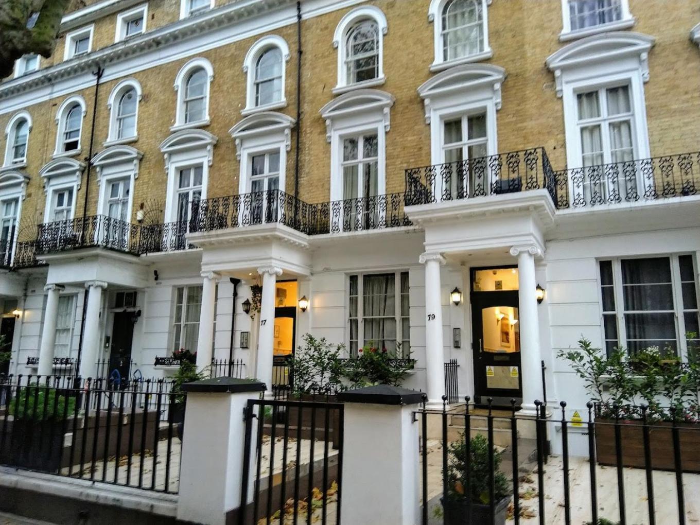 Imperial Court Studios London Exterior photo